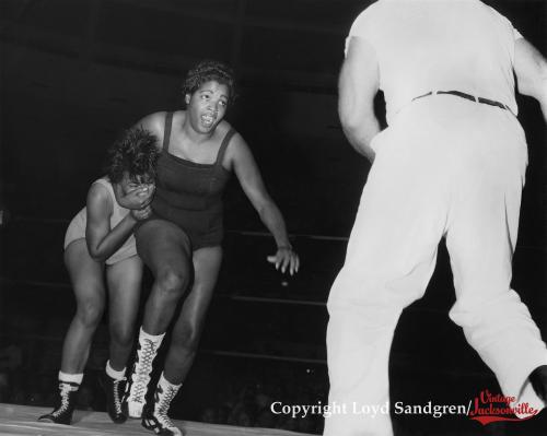 Vintage Women S Wrestling 108